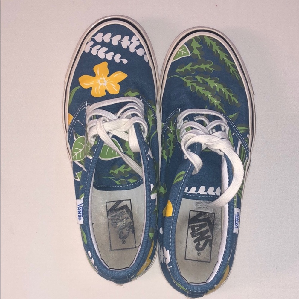 Off the Wall Chukka Vans - Picture 4 of 6